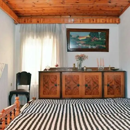 Traditional 2 Bdrs House Center * Arachova